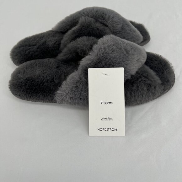Nordstrom Women's Faux Fur Cross Band Slippers - Size M‎ - Gray - Picture 2 of 5